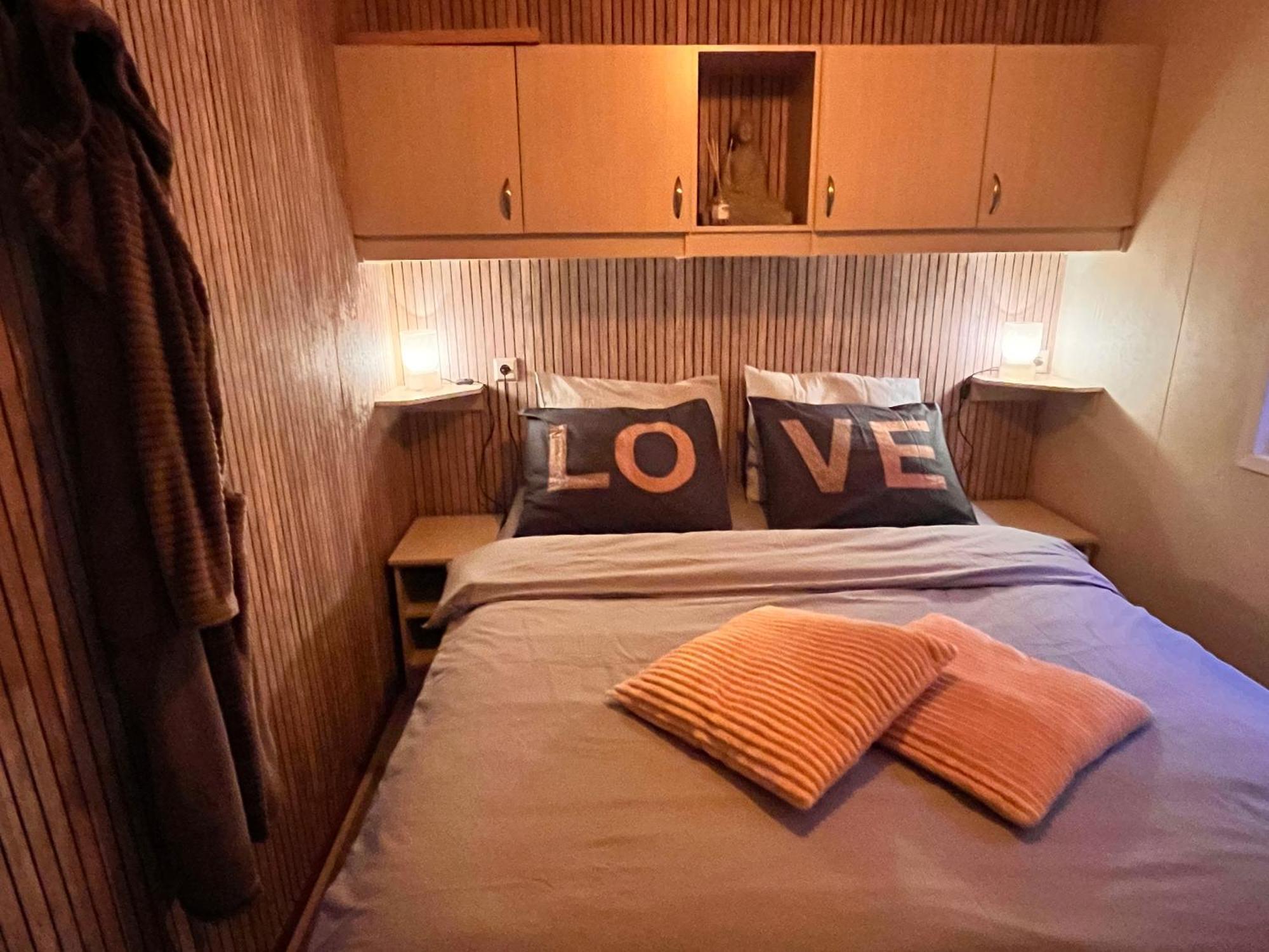 Het Verwende Nest Lodge, Wellness Lodge, Hottub & Sauna Voorthuizen Room photo